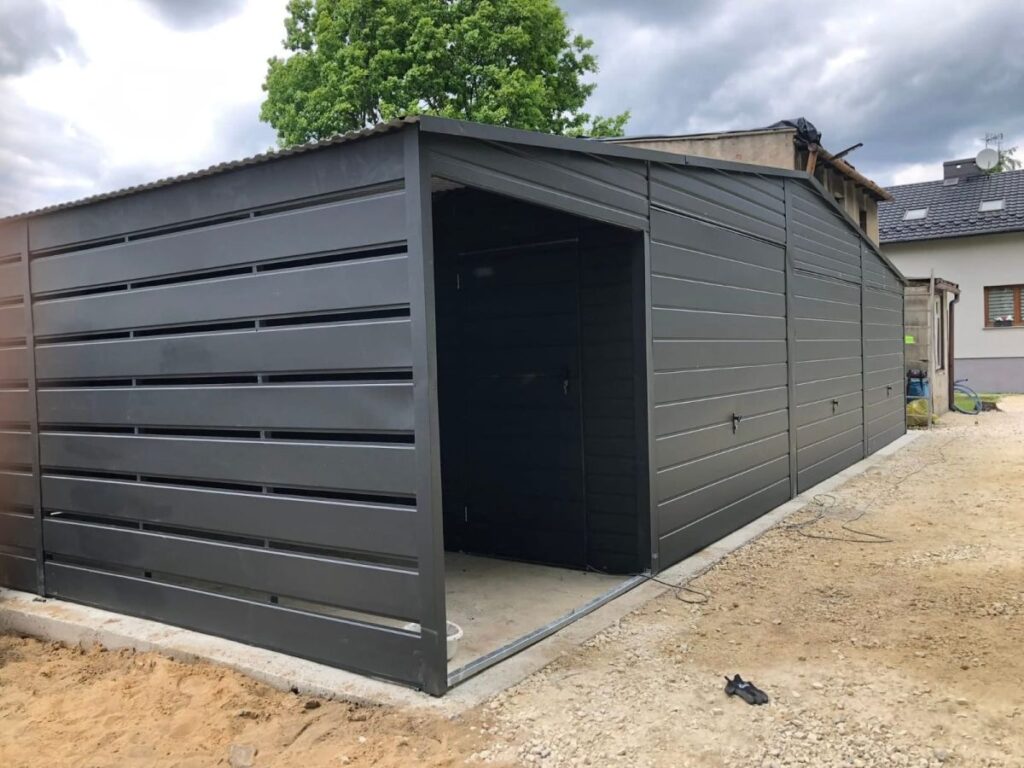 garaż akrylowy z wiatą